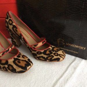 b. makowsky BFHEIST Leopard print pony heels | Size 7